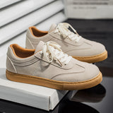 Men's casual sports shoes