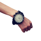 Analog Unisex Watch